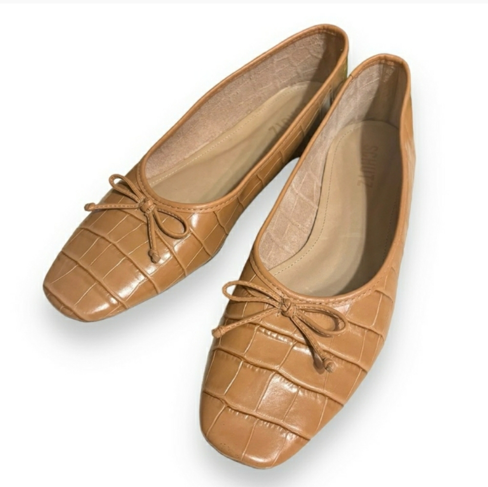 SCHULTZ Arissa Crocodile-Embossed Leather Flat Honey Peach